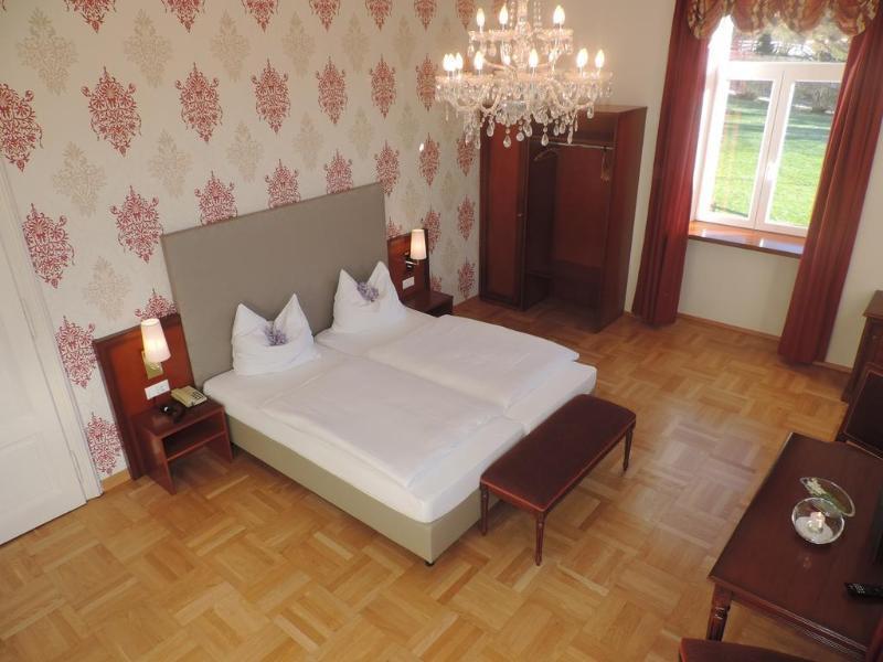 Hotel Kaiser Franz Josef Millstatt Eksteriør bilde